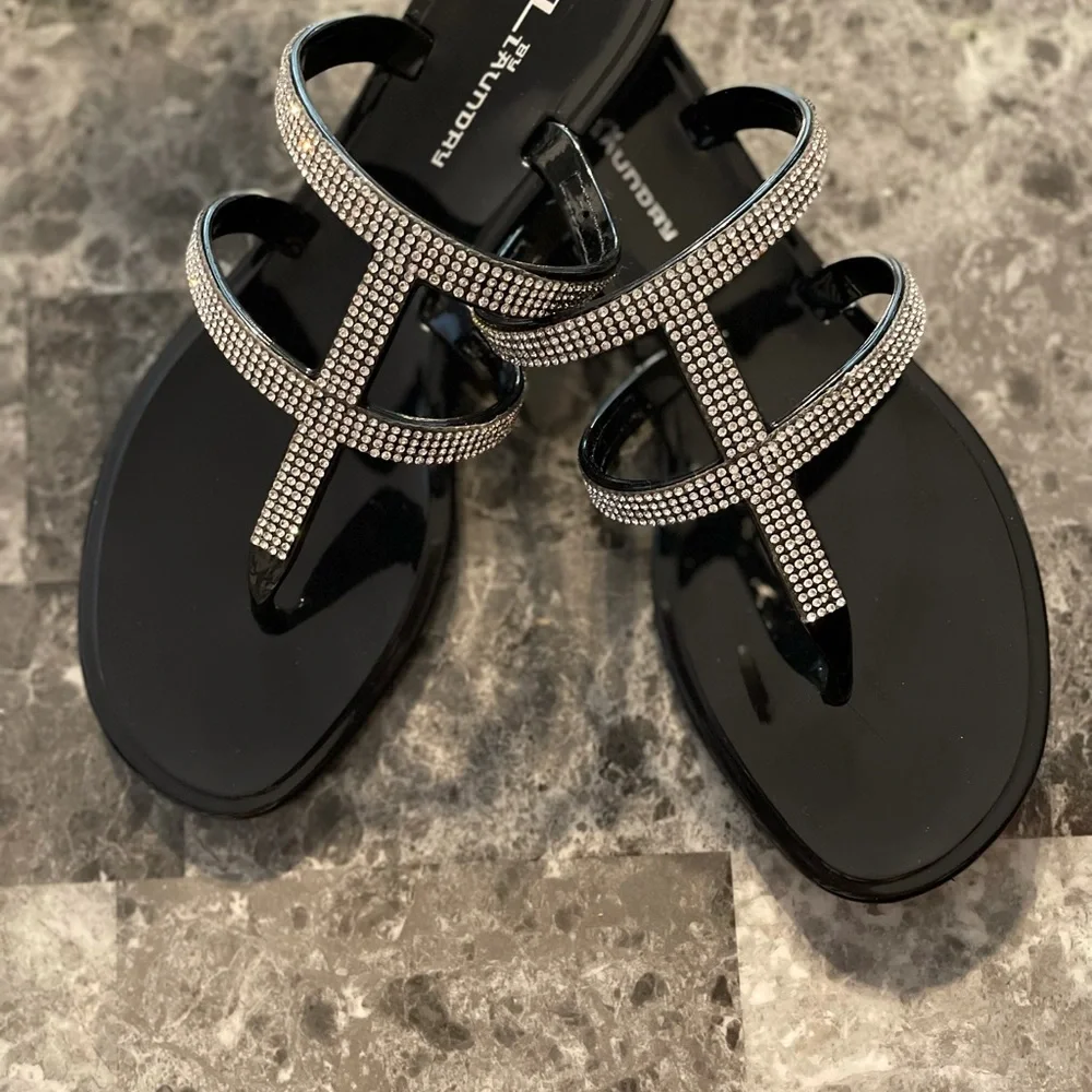 Chinese Laundry Black‎ Sandals size 7